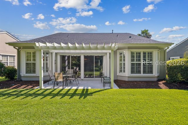 8 French Garden Ln, Bluffton, SC 29909