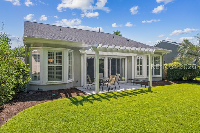 8 French Garden Ln, Bluffton, SC 29909
