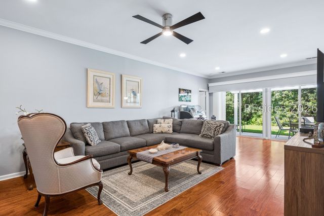 8 French Garden Ln, Bluffton, SC 29909