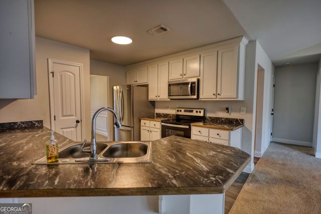 151 Rolling Woods Lane, Hull, GA 30646