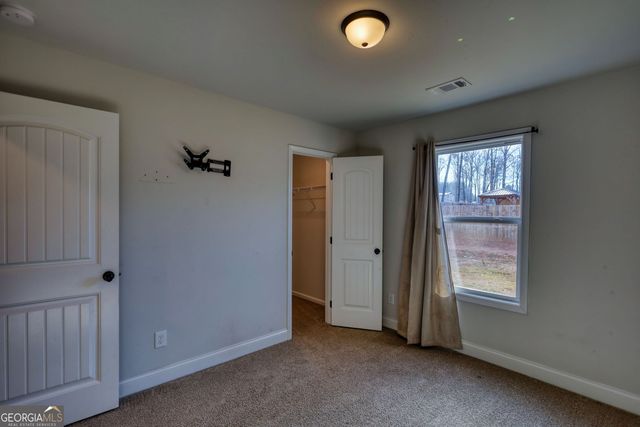 151 Rolling Woods Lane, Hull, GA 30646