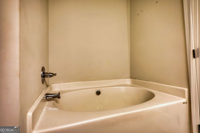 151 Rolling Woods Lane, Hull, GA 30646