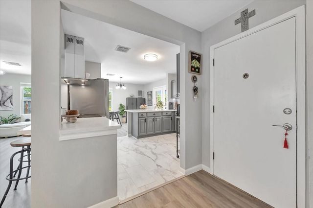 3 Maple Lane, Galveston, TX 77551