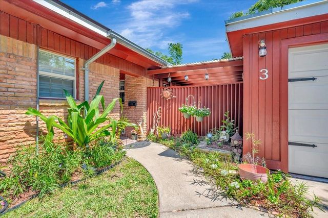 3 Maple Lane, Galveston, TX 77551