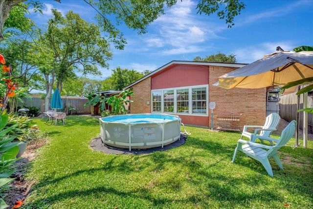 3 Maple Lane, Galveston, TX 77551