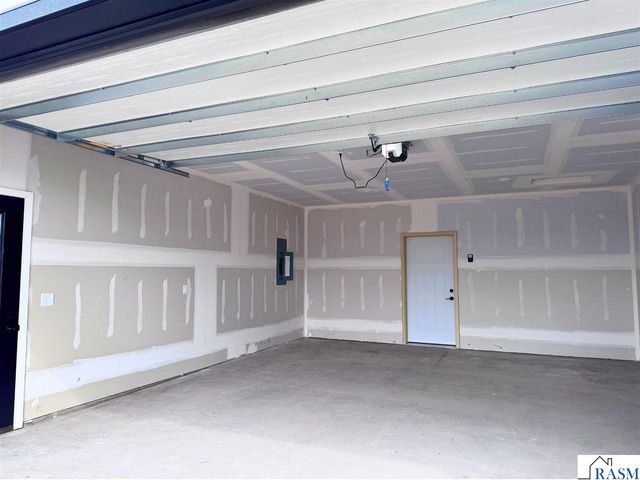 3206 Scotch Lane, Mankato, MN 56001