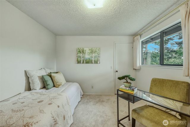 6909 43rd Loop SE, Lacey, WA 98503