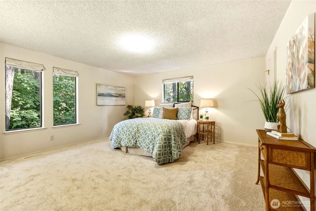 6909 43rd Loop SE, Lacey, WA 98503