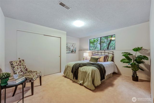 6909 43rd Loop SE, Lacey, WA 98503