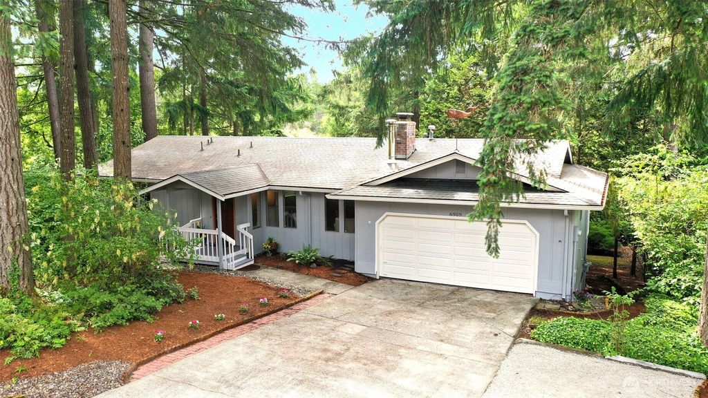 6909 43rd Loop SE, Lacey, WA 98503