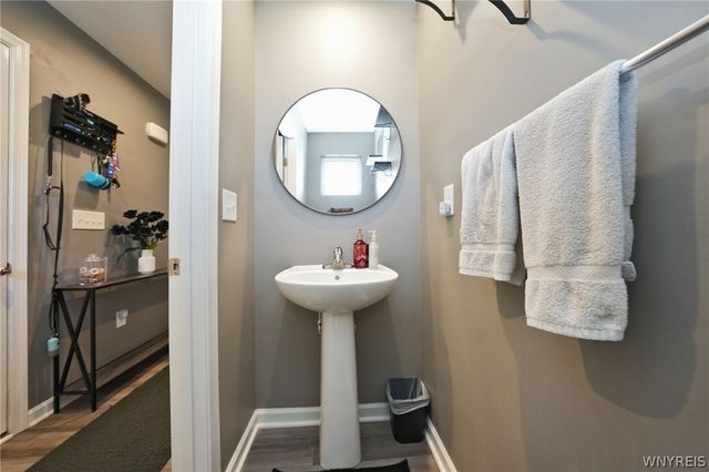 117 South Drive, West Seneca, NY 14218