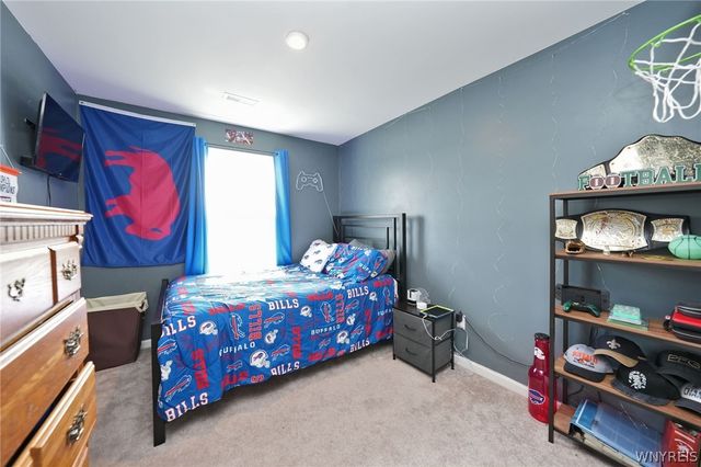 117 South Drive, West Seneca, NY 14218