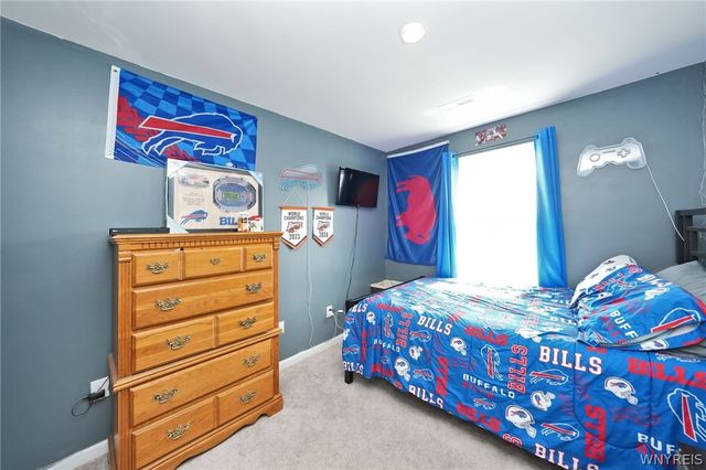 117 South Drive, West Seneca, NY 14218