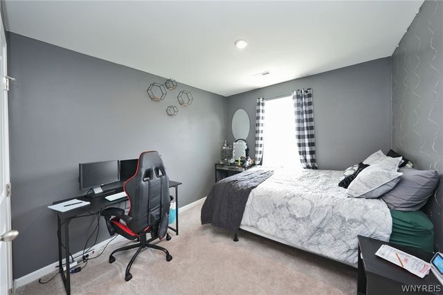 117 South Drive, West Seneca, NY 14218