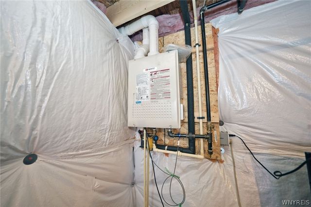 117 South Drive, West Seneca, NY 14218