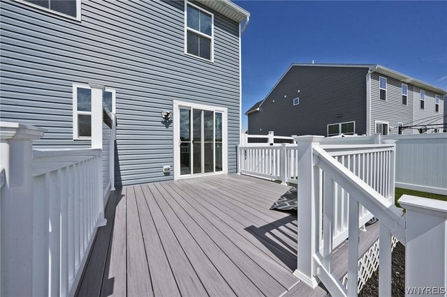 117 South Drive, West Seneca, NY 14218