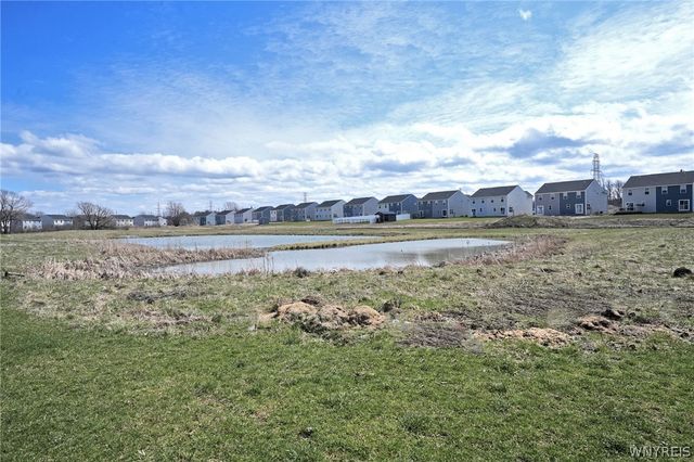 117 South Drive, West Seneca, NY 14218