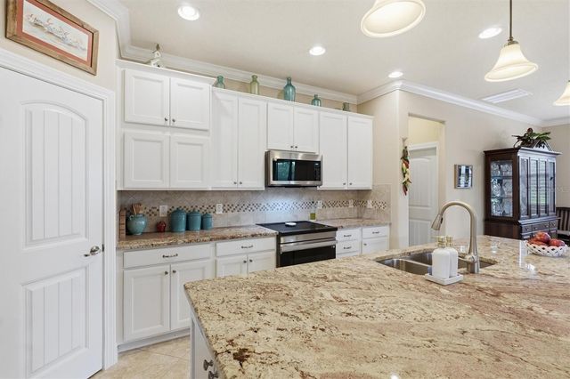 9641 SW 76TH PLACE ROAD, Ocala, FL 34481
