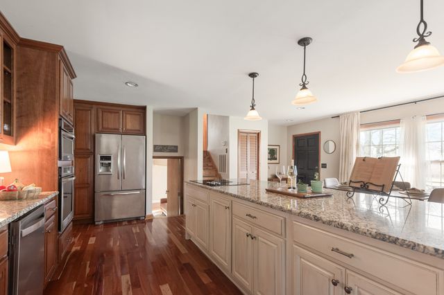 9576 Mullens Rd, Arrington, TN 37014