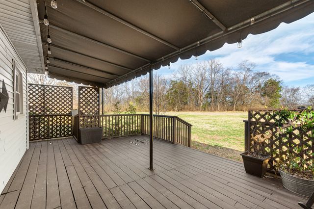 9576 Mullens Rd, Arrington, TN 37014