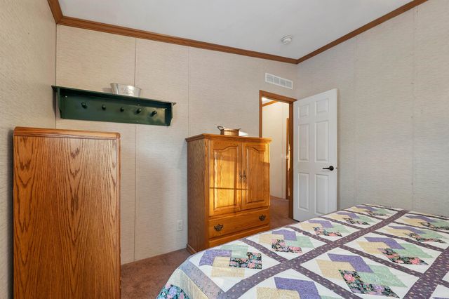 9 Slate Run, North Hampton, NH 03862