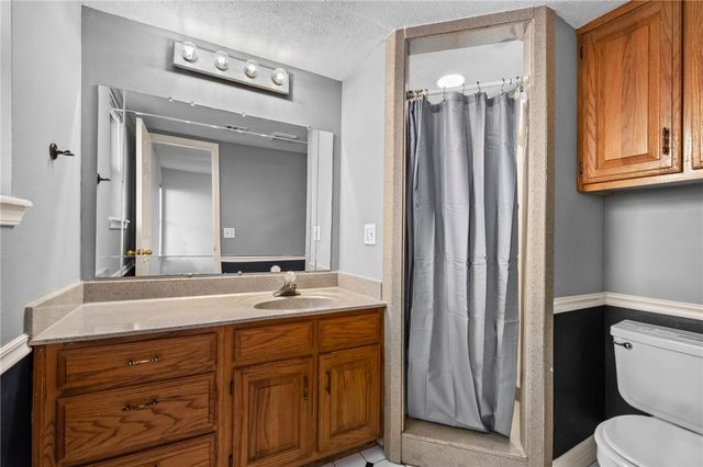 905 Cardinal Drive, Rogers, AR 72756