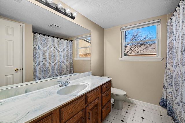 905 Cardinal Drive, Rogers, AR 72756