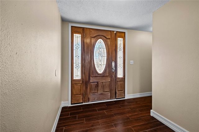 905 Cardinal Drive, Rogers, AR 72756