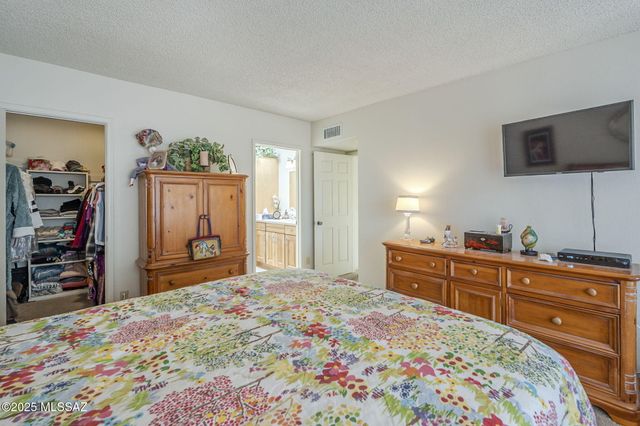 3032 S Sierra Villas Drive, Tucson, AZ 85713