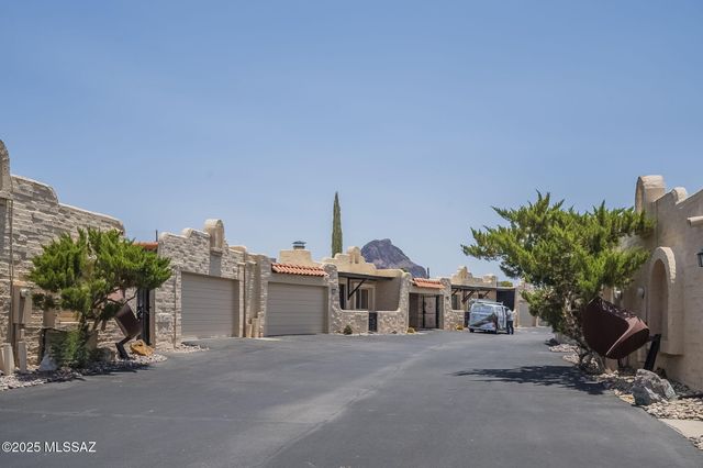 3032 S Sierra Villas Drive, Tucson, AZ 85713