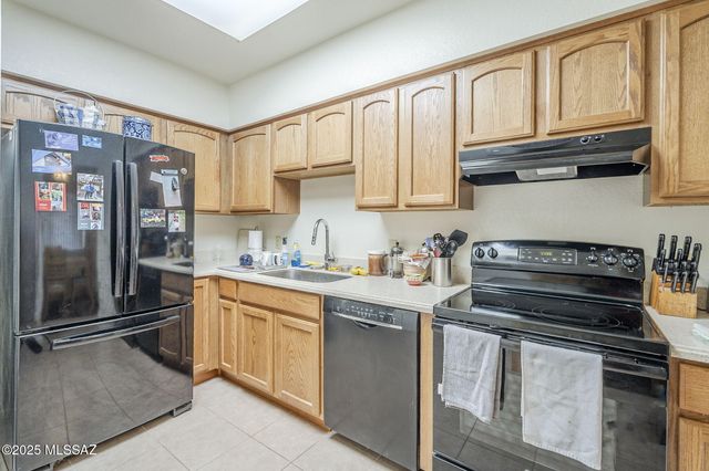 3032 S Sierra Villas Drive, Tucson, AZ 85713