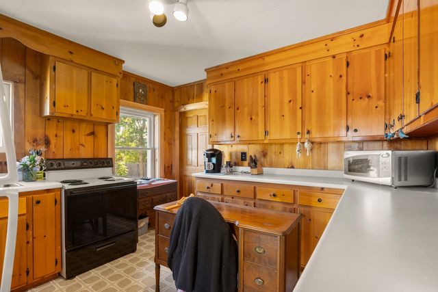 1 Ashland Street, Portsmouth, NH 03801