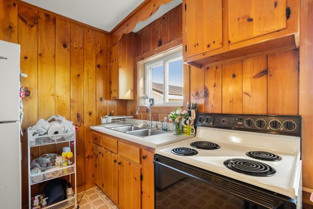 1 Ashland Street, Portsmouth, NH 03801