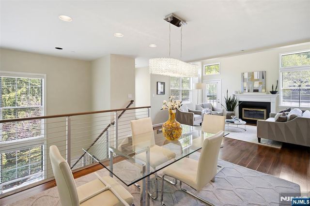 4 Squire Court, Englewood, NJ 07631