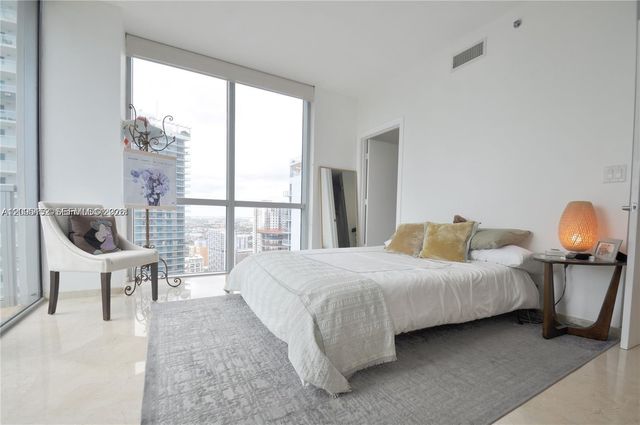 1060 Brickell Avenue 3111, Miami, FL 33131