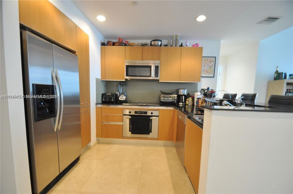 1060 Brickell Avenue 3111, Miami, FL 33131