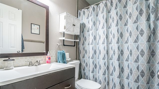 4621 Ebb Tide Drive, Rowlett, TX 75088