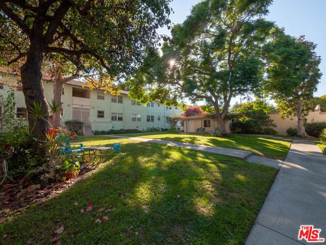 3635 Kalsman Drive 4, Los Angeles, CA 90016