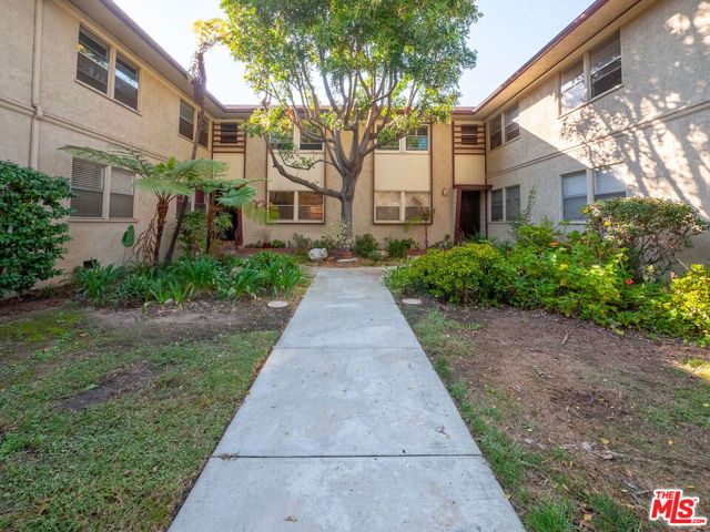 3635 Kalsman Drive 4, Los Angeles, CA 90016