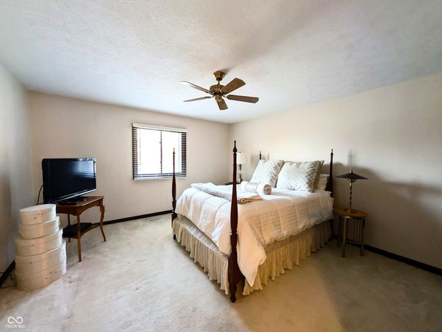 524 Conner Creek Drive, Fishers, IN 46038