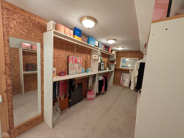 524 Conner Creek Drive, Fishers, IN 46038