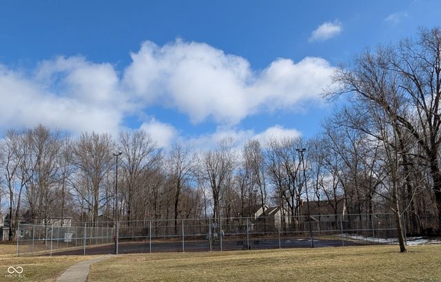 524 Conner Creek Drive, Fishers, IN 46038