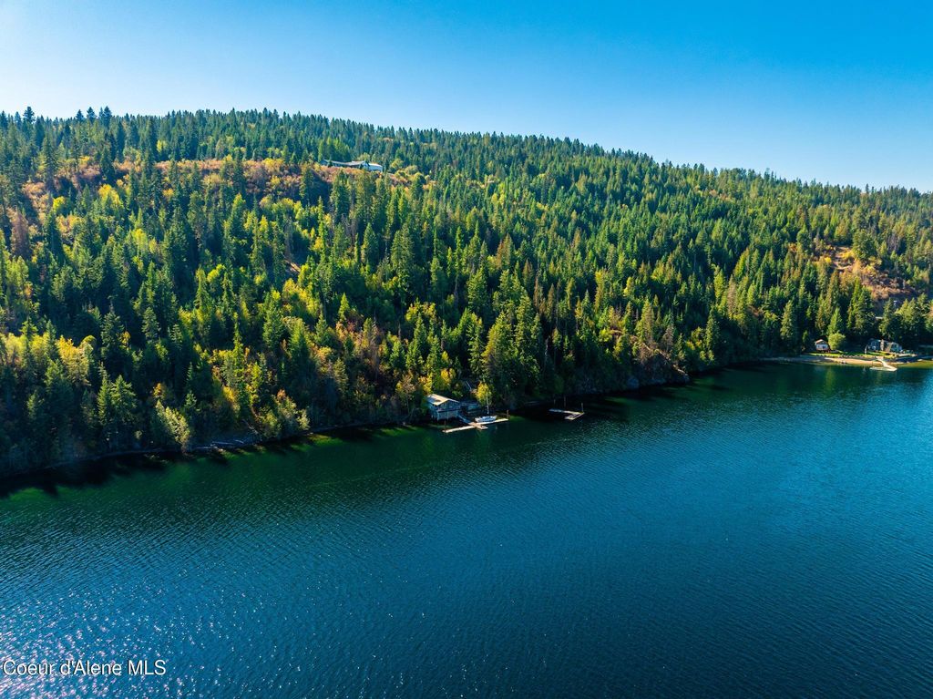 5727 S ODELIN LN, Harrison, ID 83833 photo 25