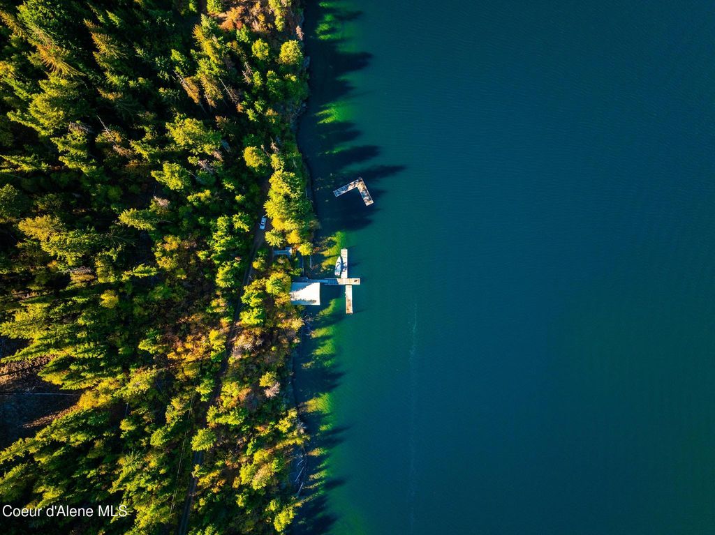 5727 S ODELIN LN, Harrison, ID 83833 photo 32