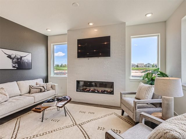 1203 S Algonquian Street, Aurora, CO 80018