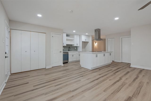 5221 Alpha Drive, The Colony, TX 75056