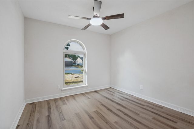 5221 Alpha Drive, The Colony, TX 75056