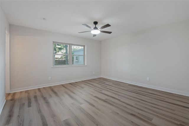 5221 Alpha Drive, The Colony, TX 75056