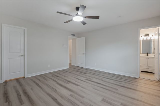 5221 Alpha Drive, The Colony, TX 75056