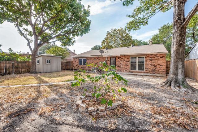 5221 Alpha Drive, The Colony, TX 75056